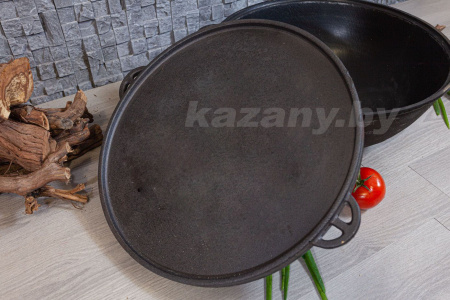 Казан узбекский чугунный 12л плоское дно с крышкой-гриль